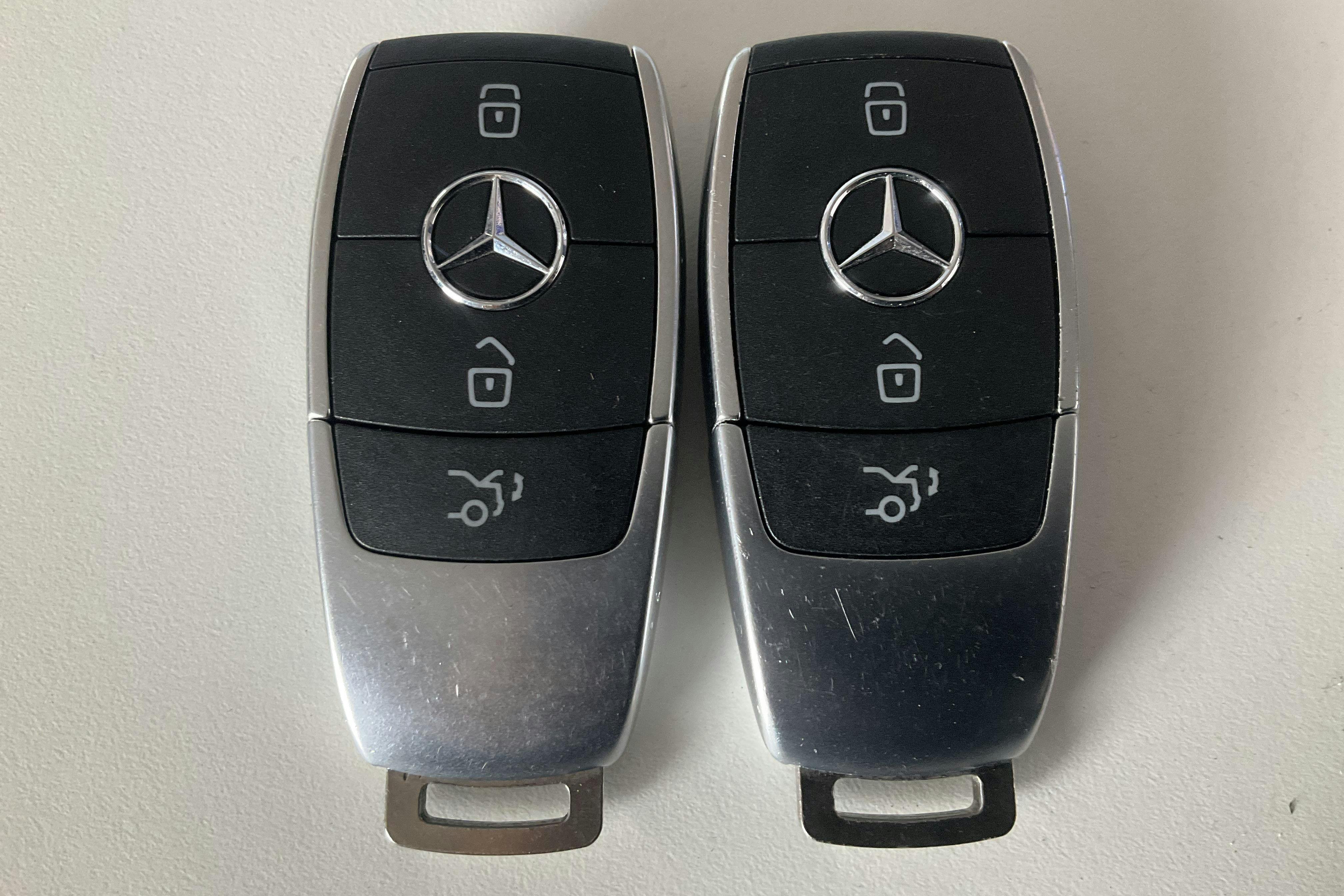 Vehicle Image 24
