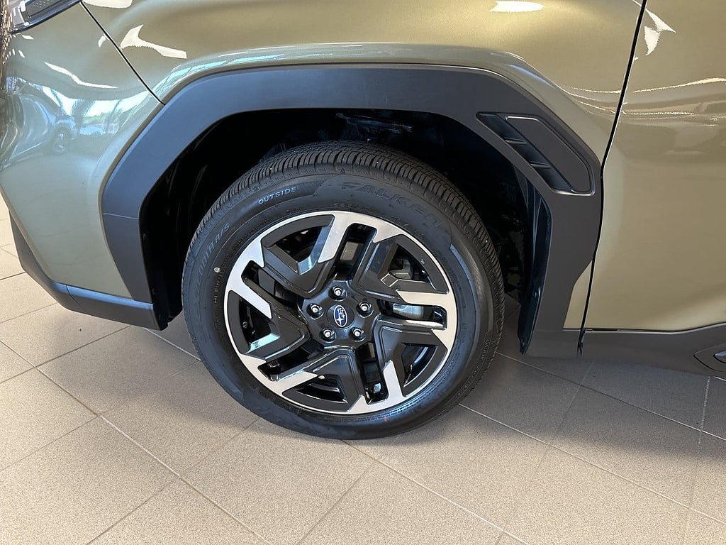 Vehicle Image 17