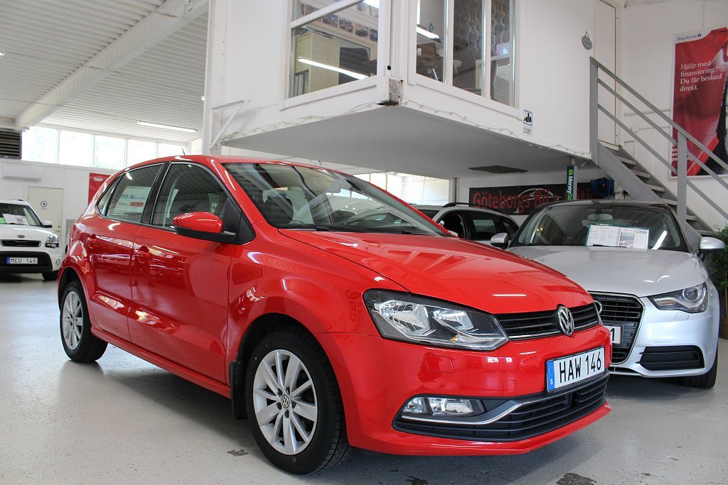 Vehicle Image 8