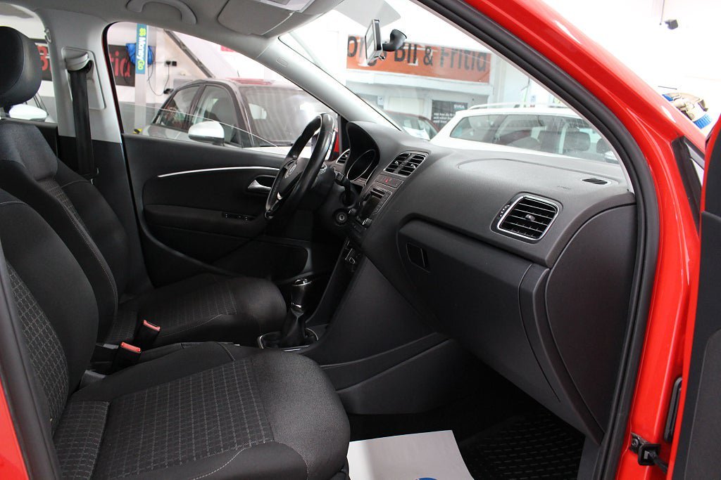 Vehicle Image 15