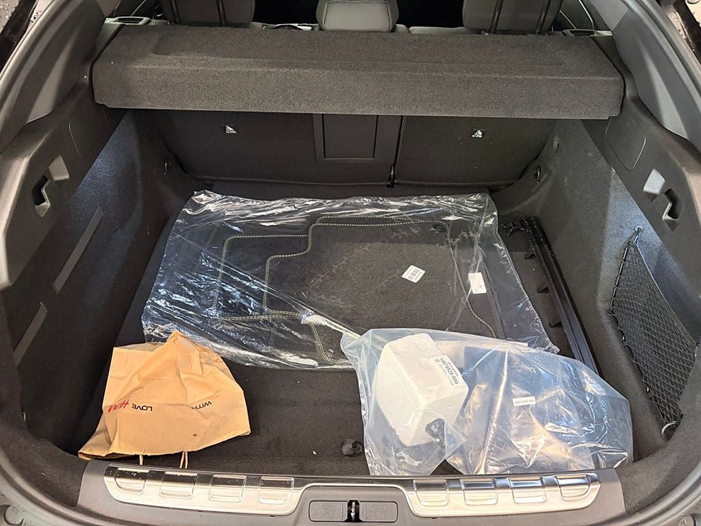 Vehicle Image 17