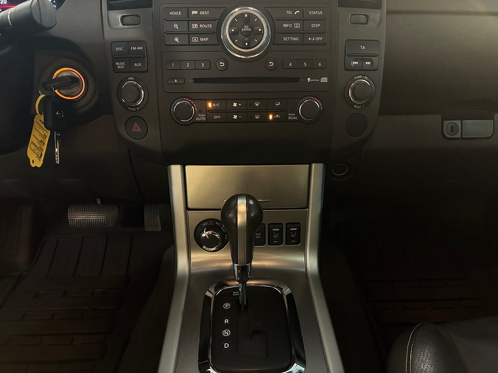 Vehicle Image 12