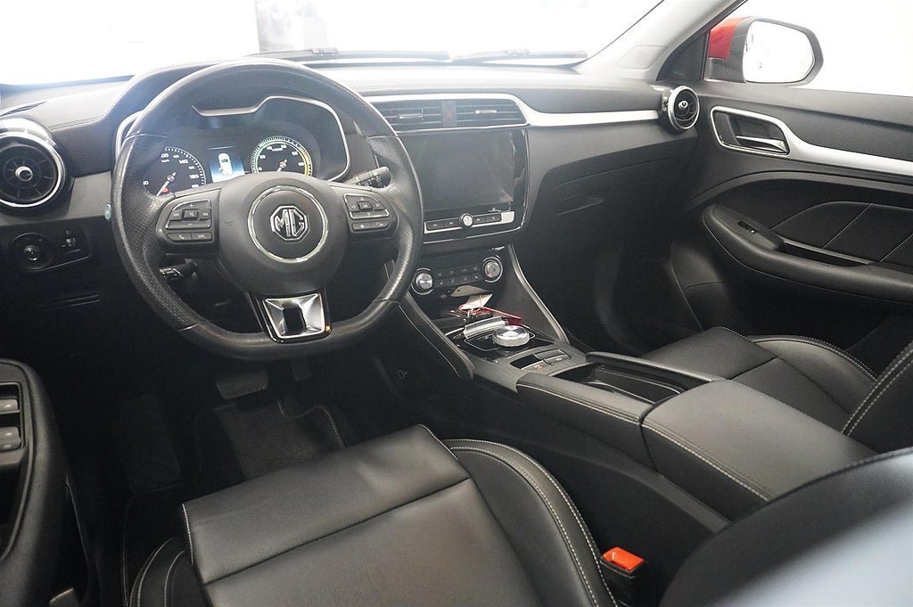 Vehicle Image 9