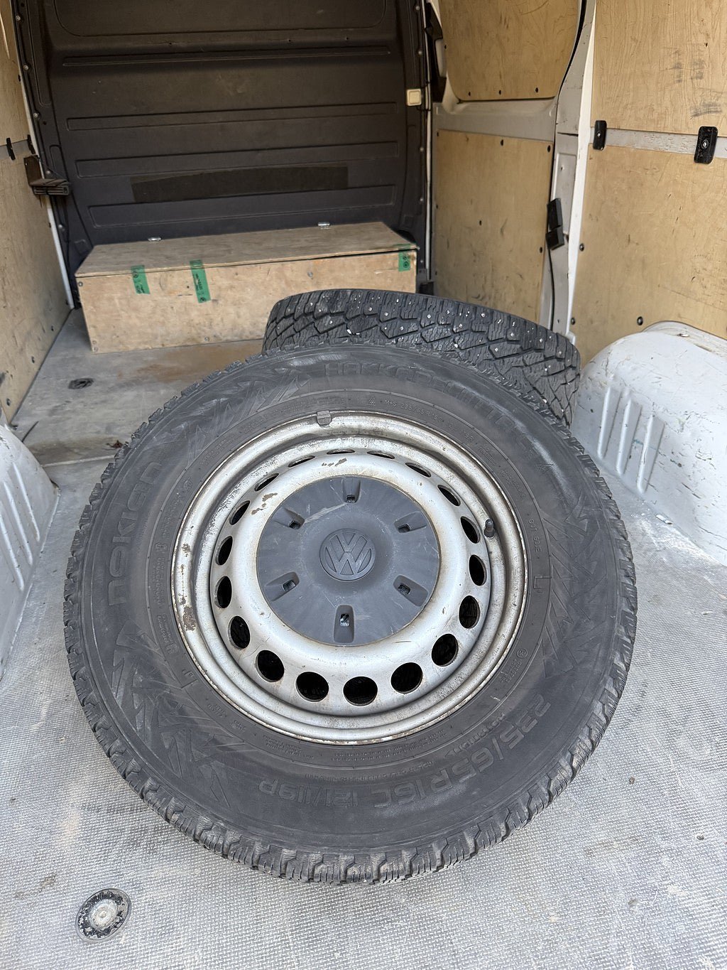 Vehicle Image 13