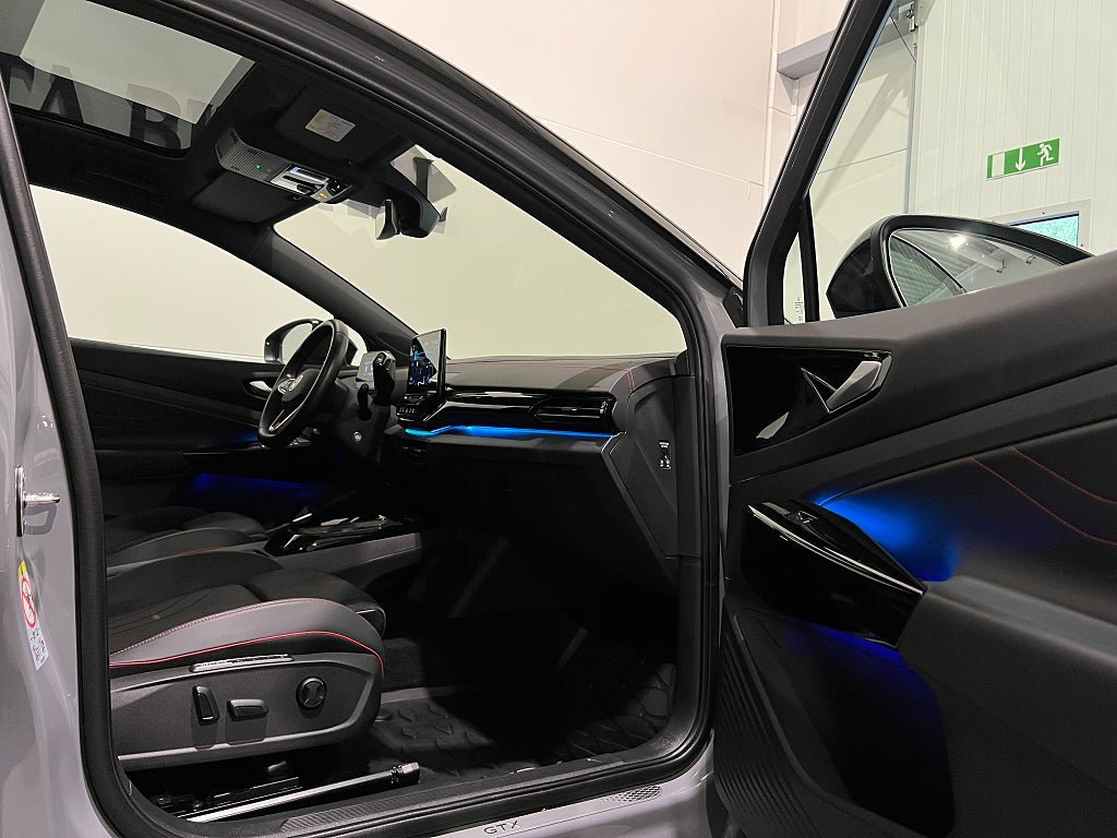 Vehicle Image 23