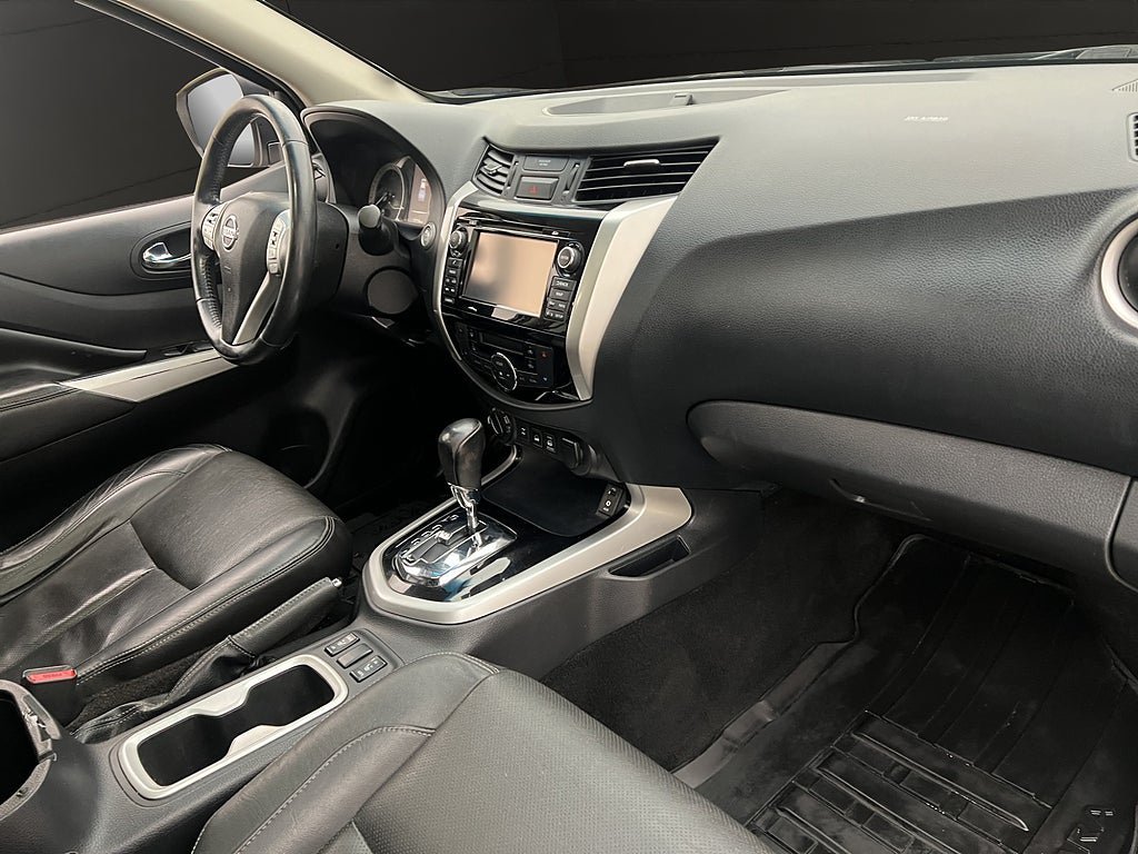 Vehicle Image 30