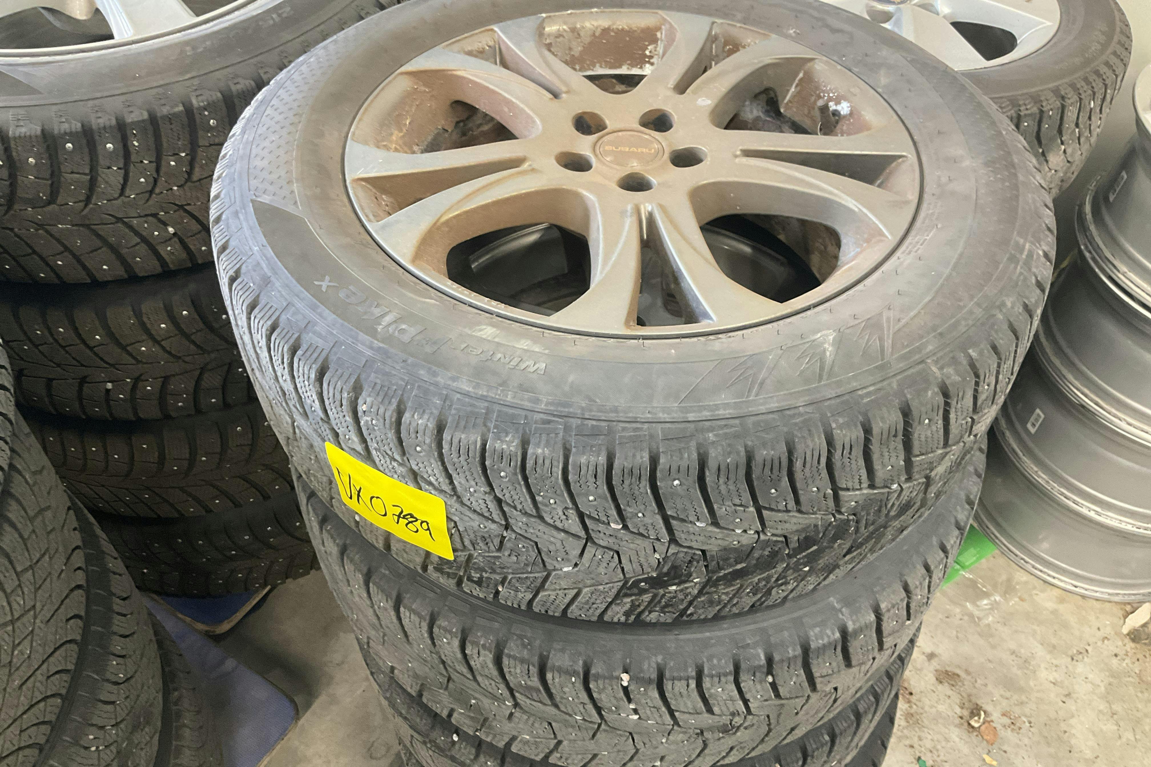 Vehicle Image 13