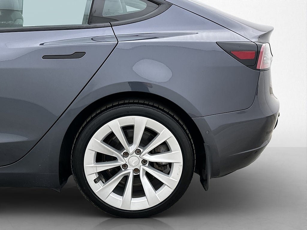 Vehicle Image 30