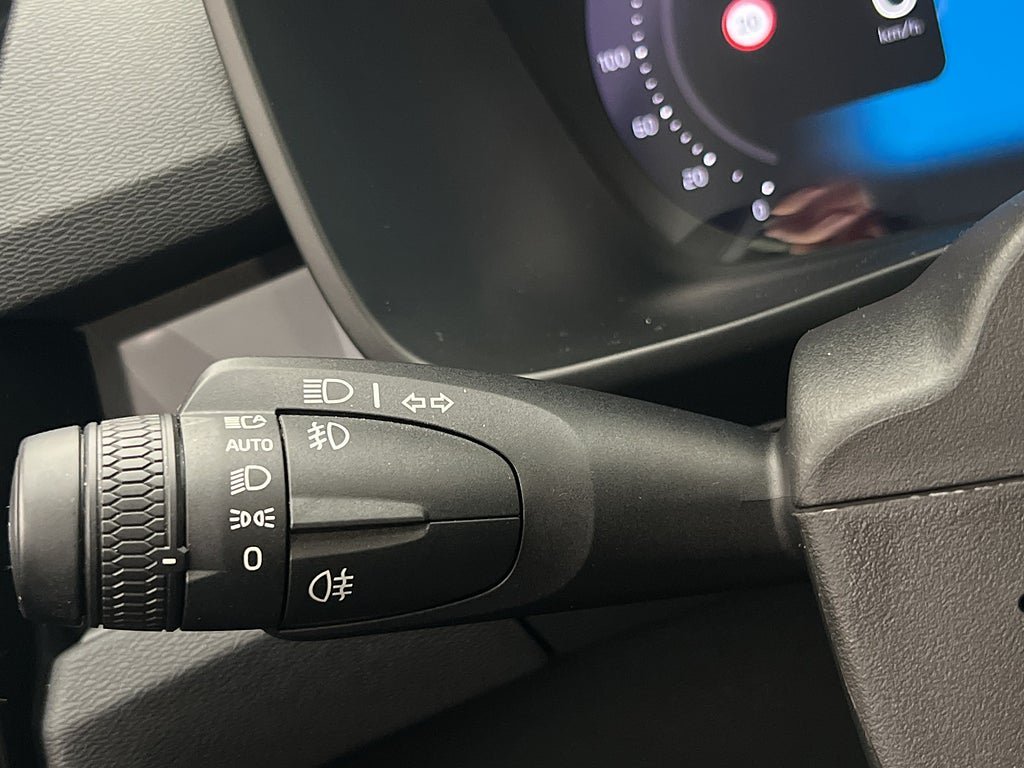Vehicle Image 38