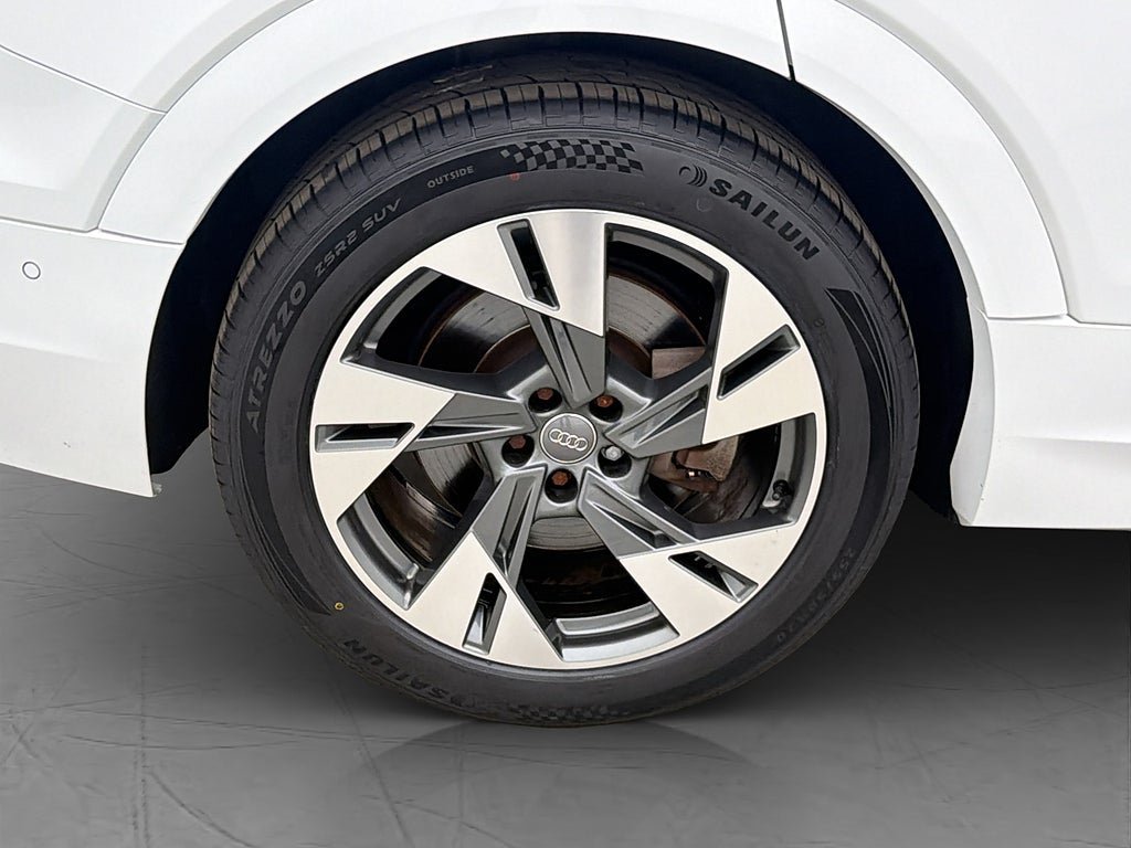 Vehicle Image 31