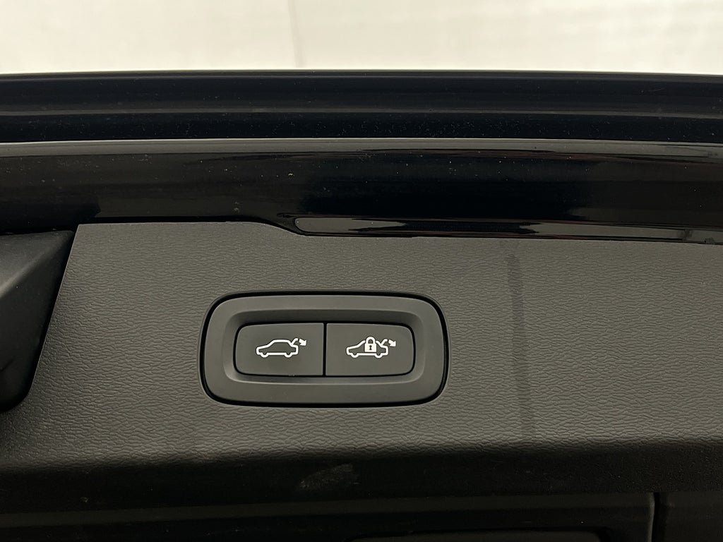 Vehicle Image 29