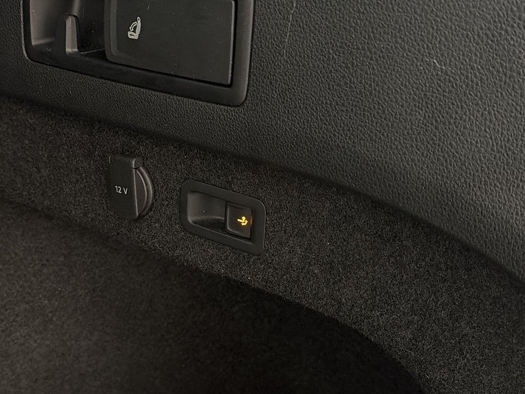 Vehicle Image 34