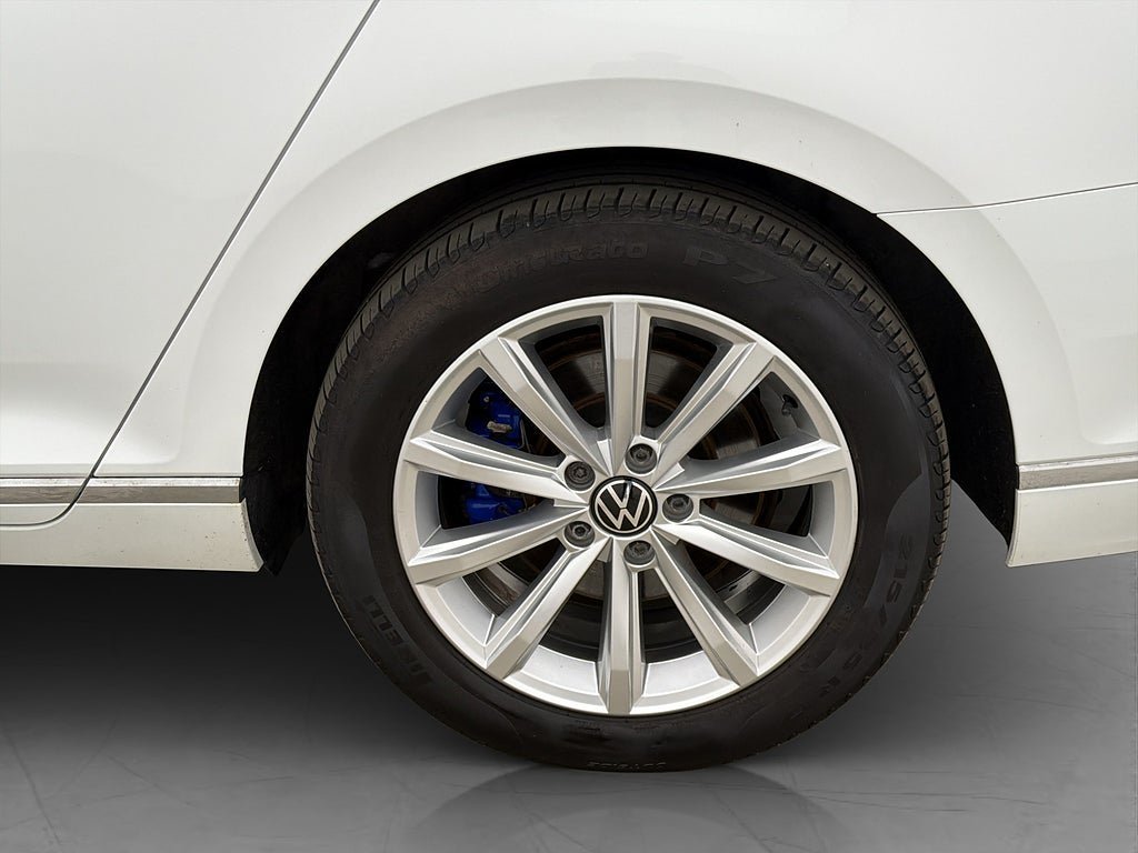 Vehicle Image 36