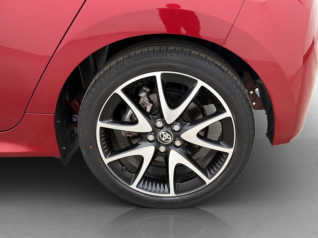 Vehicle Image 31