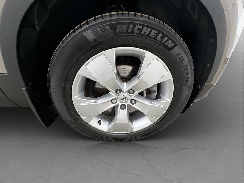 Vehicle Image 38