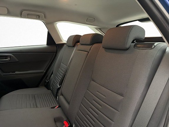 Vehicle Image 23