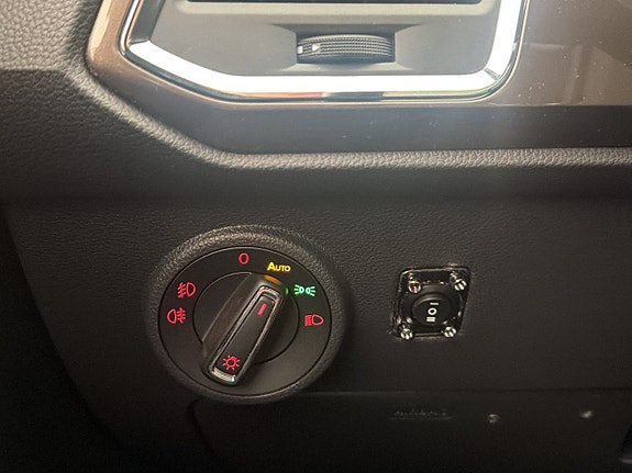 Vehicle Image 27