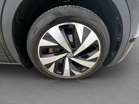 Vehicle Image 37