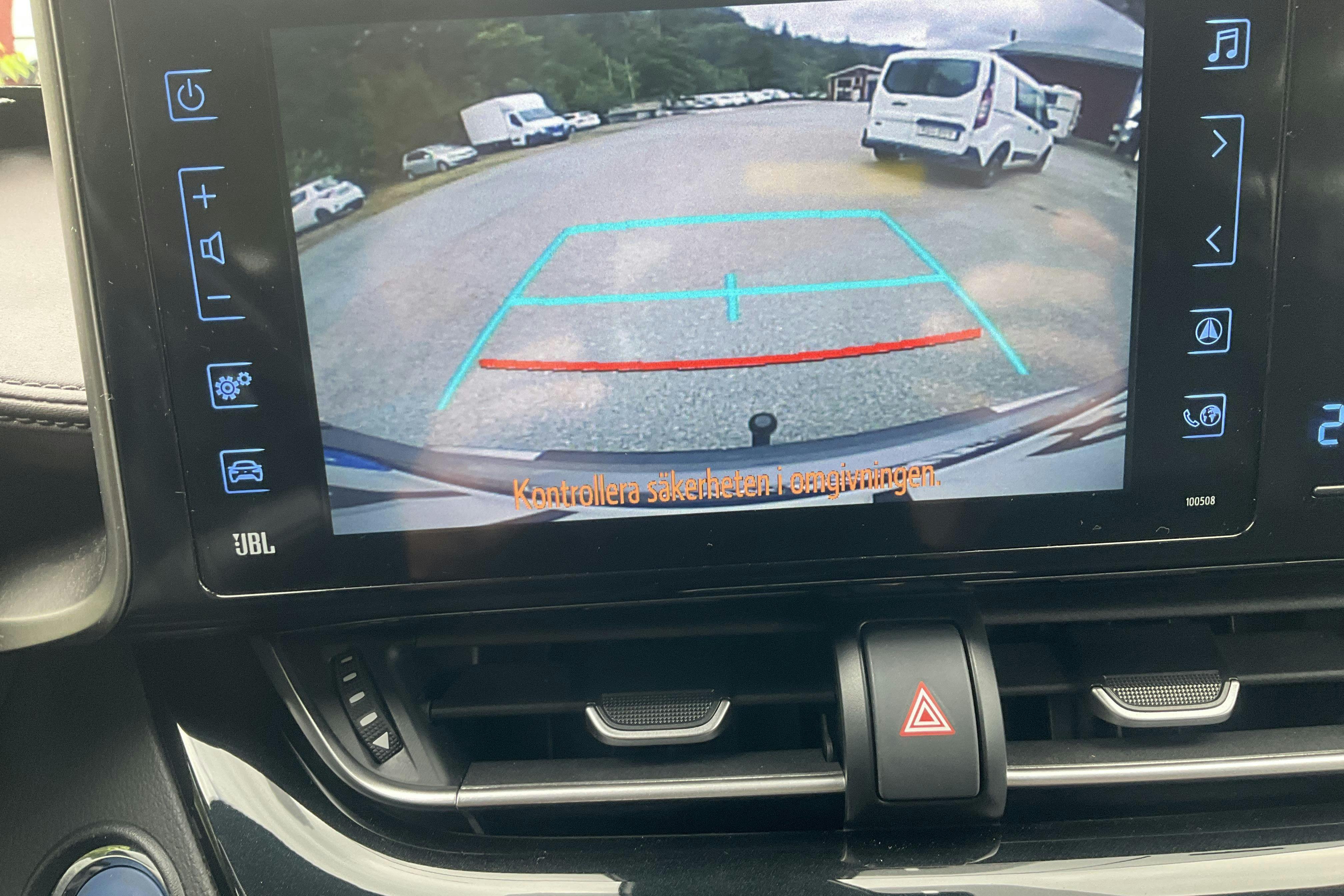 Vehicle Image 12