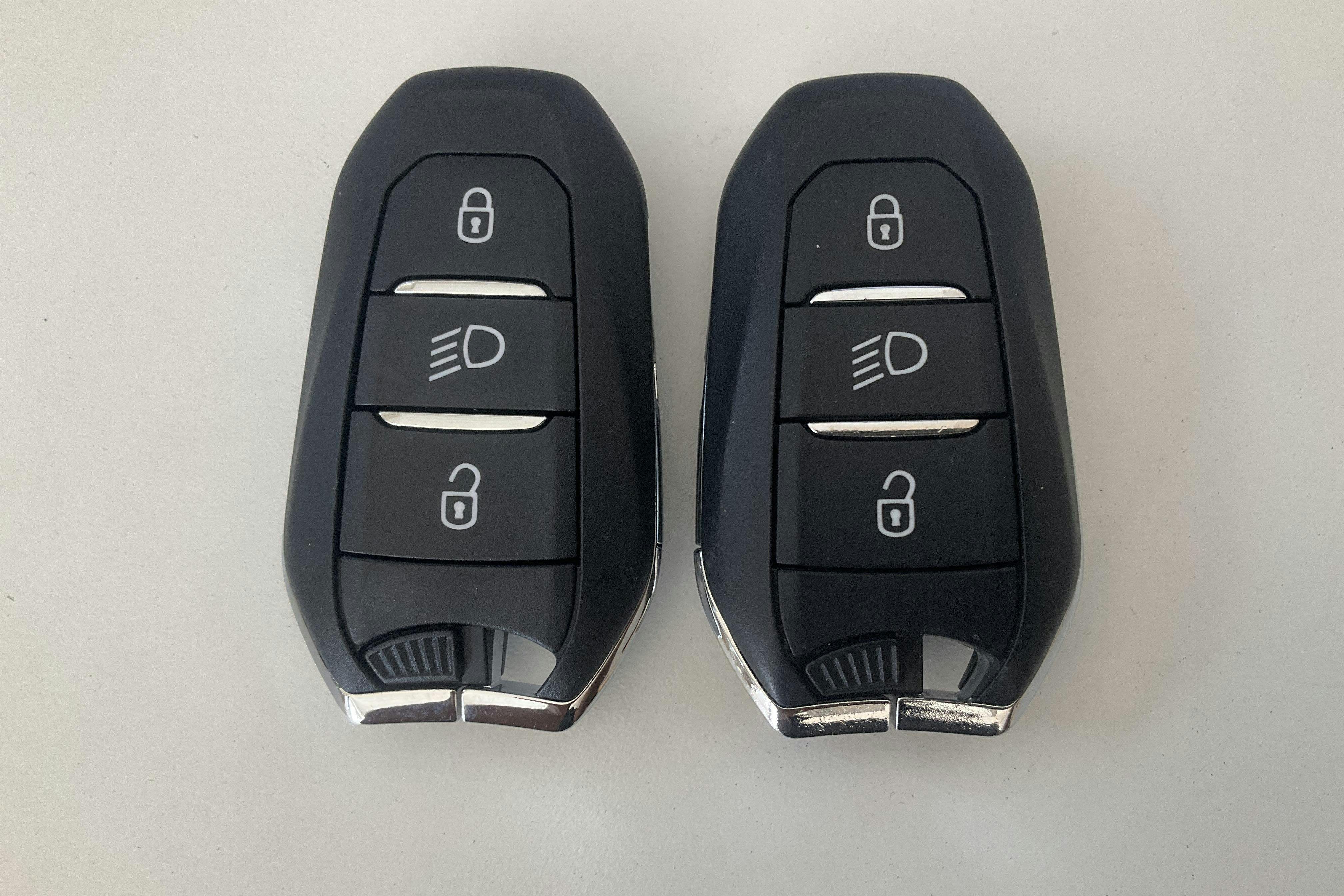 Vehicle Image 18
