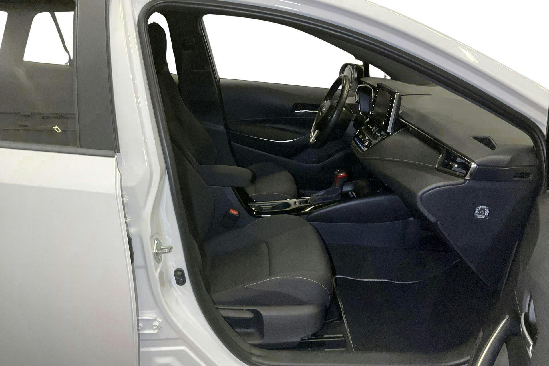 Vehicle Image 7