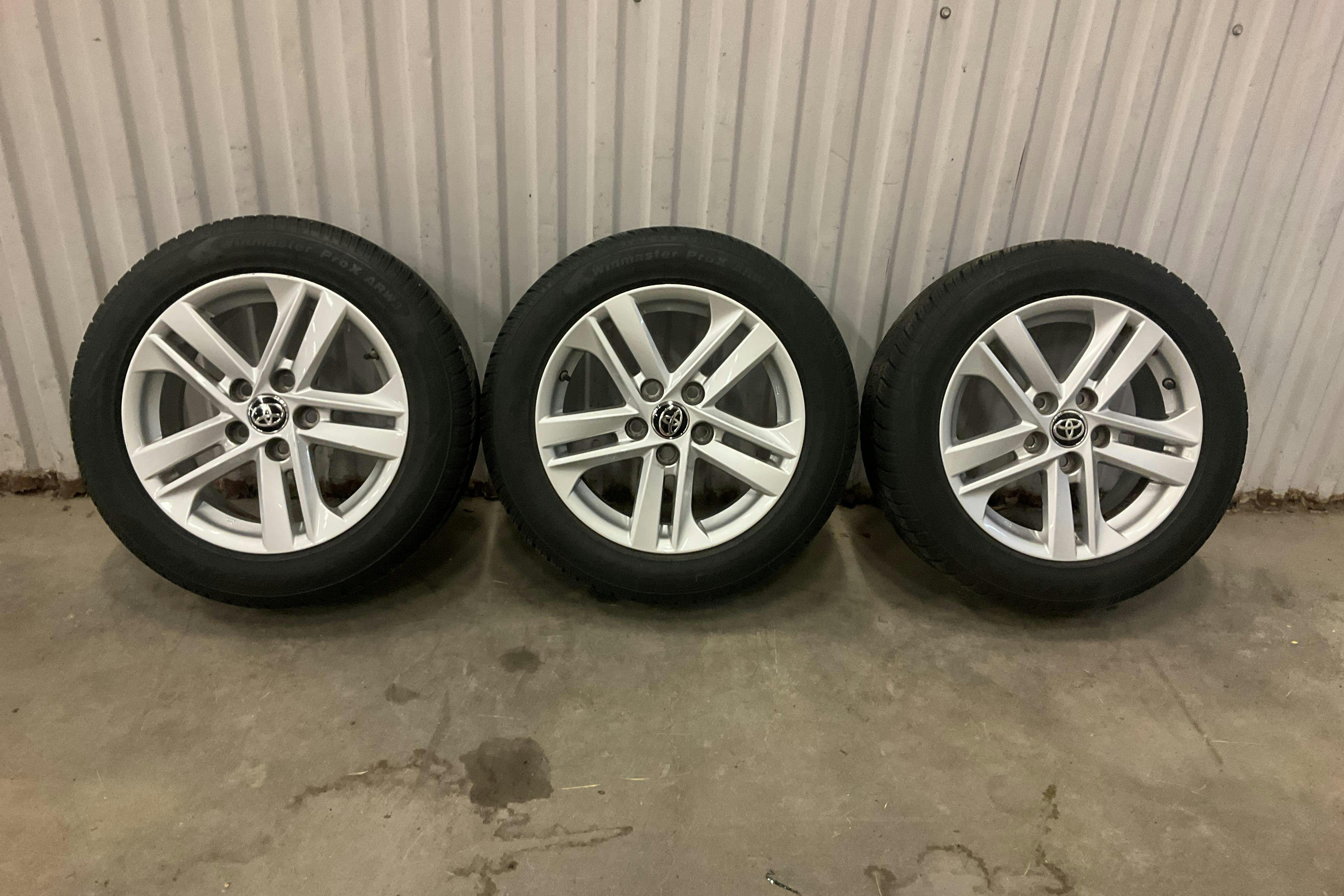 Vehicle Image 15