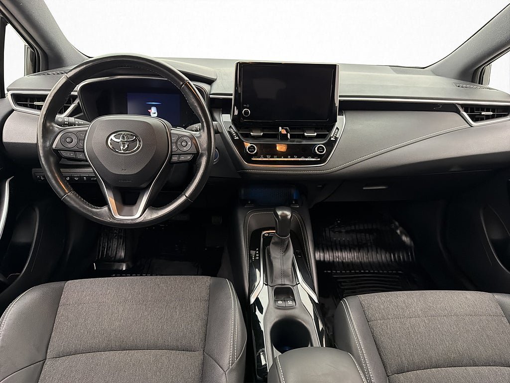Vehicle Image 12