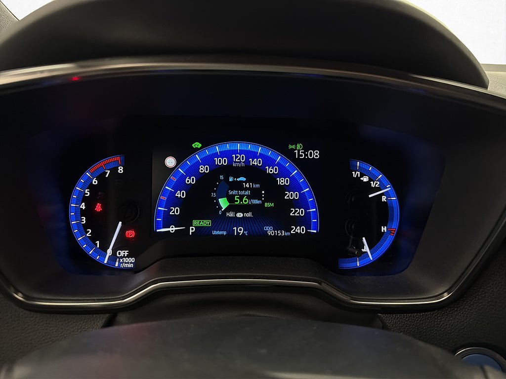 Vehicle Image 16