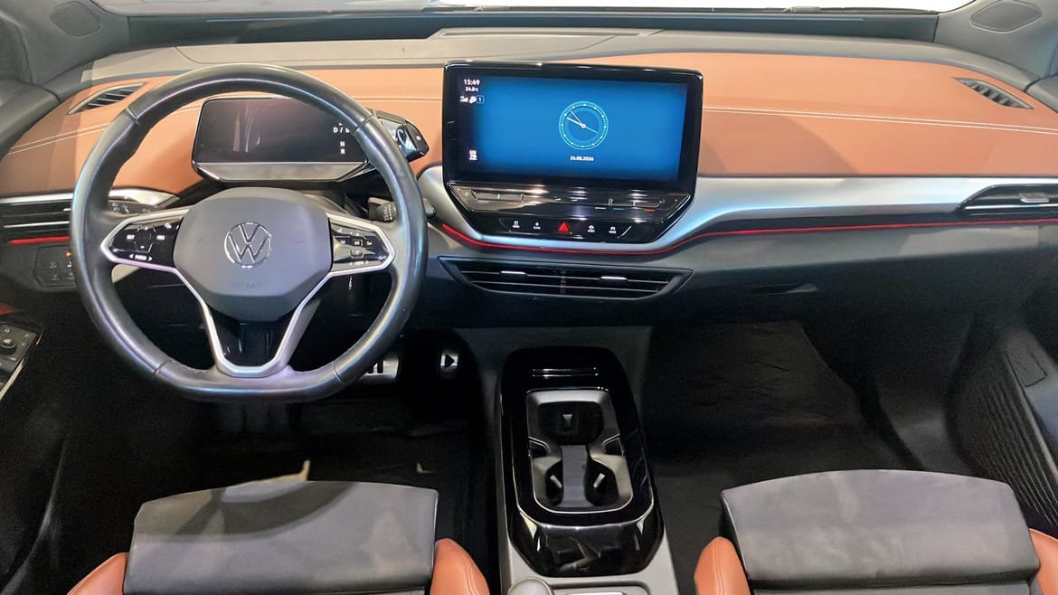 Vehicle Image 11