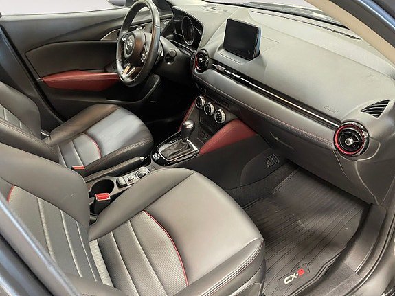 Vehicle Image 15