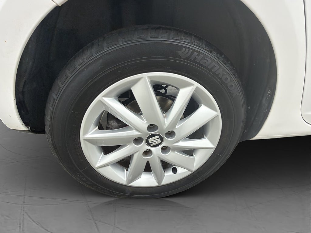 Vehicle Image 22