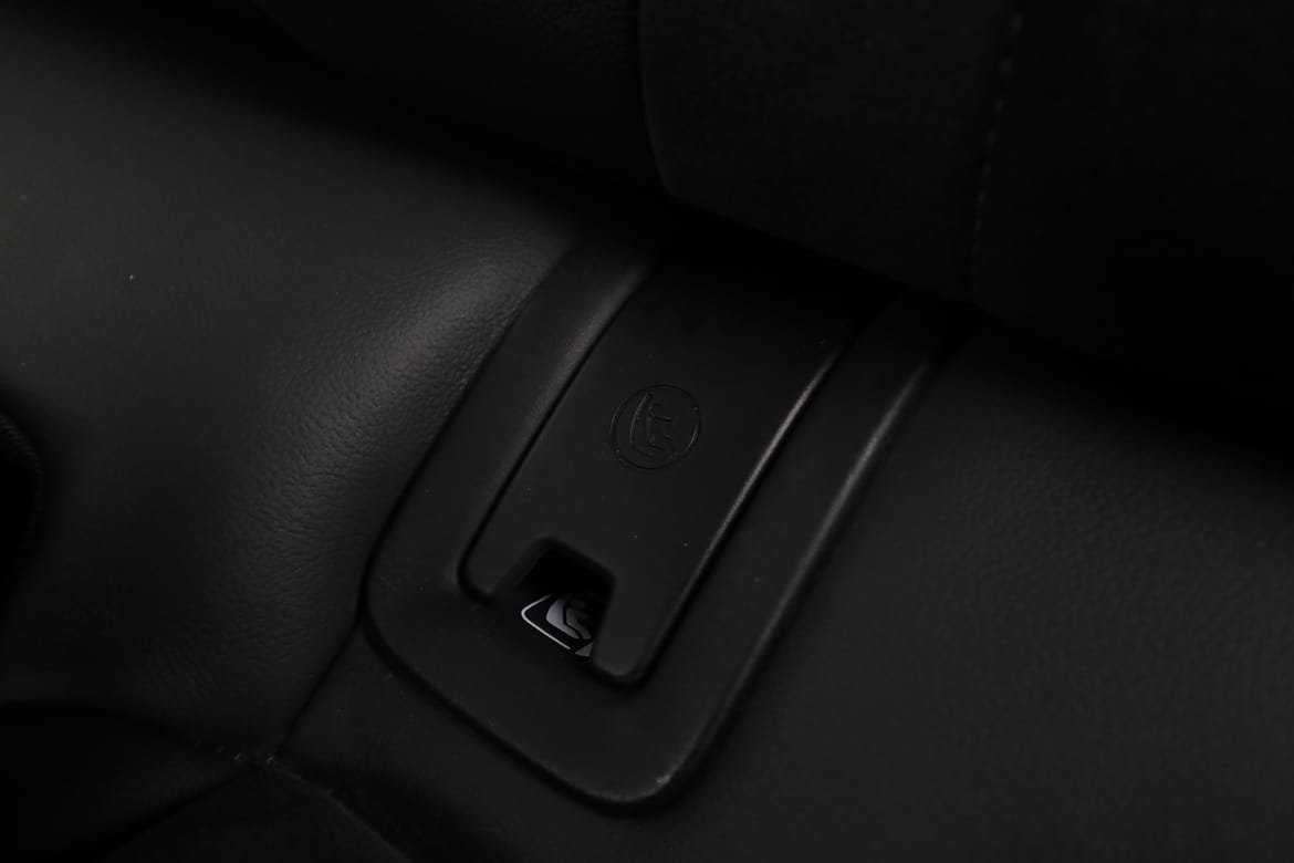 Vehicle Image 36