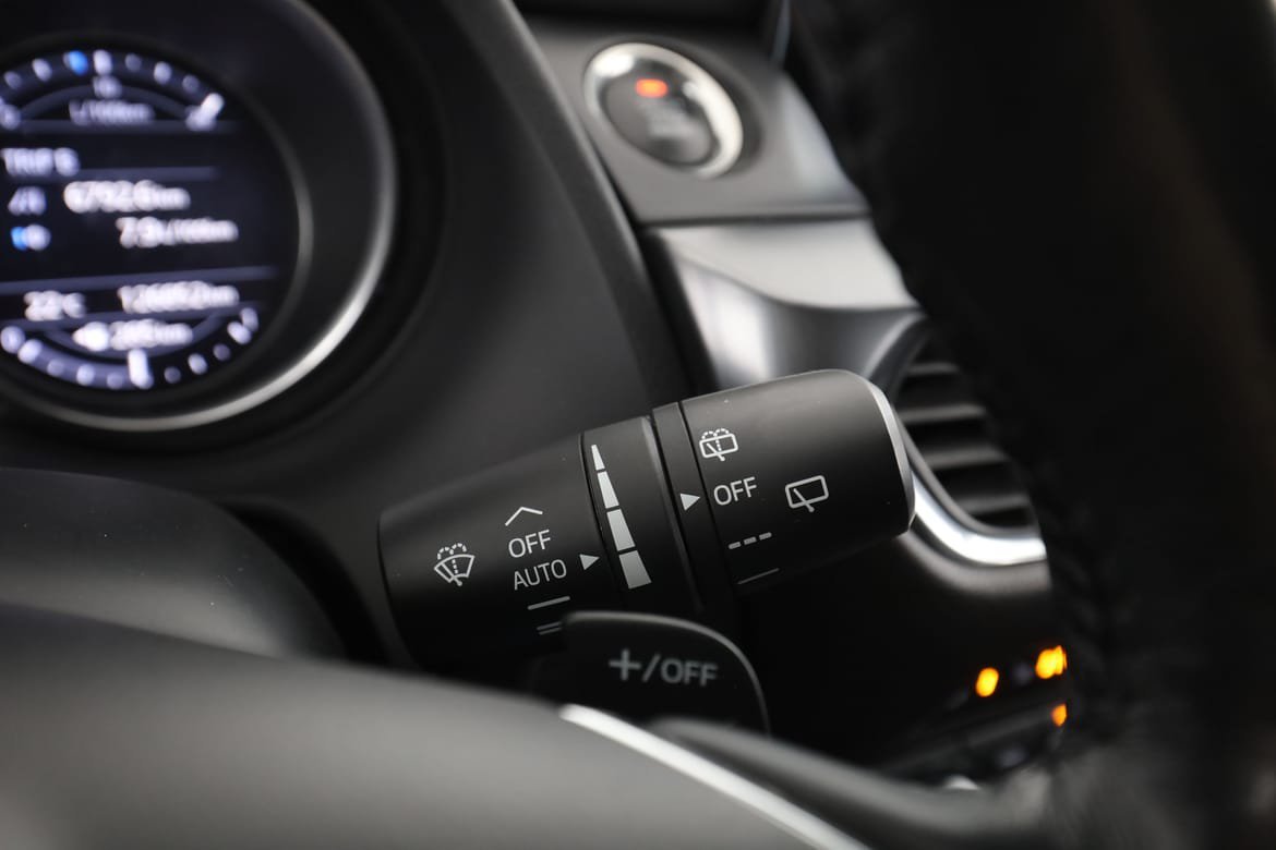 Vehicle Image 32