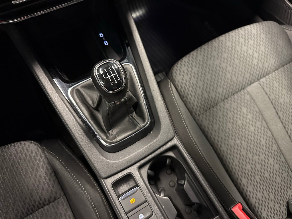 Vehicle Image 24