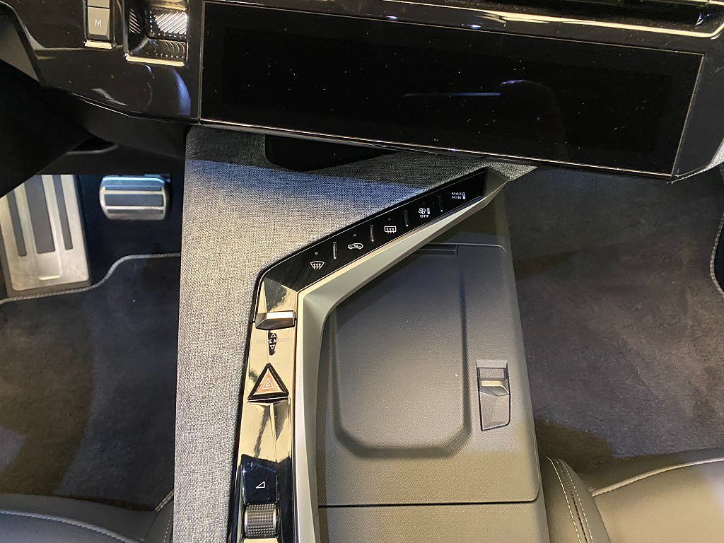 Vehicle Image 45