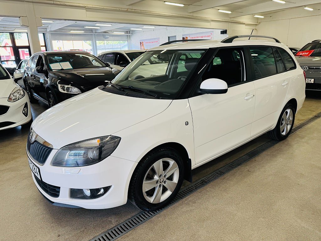 Vehicle Image 14