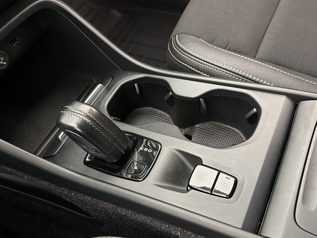 Vehicle Image 26