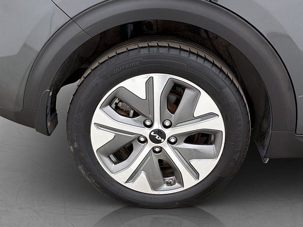 Vehicle Image 31