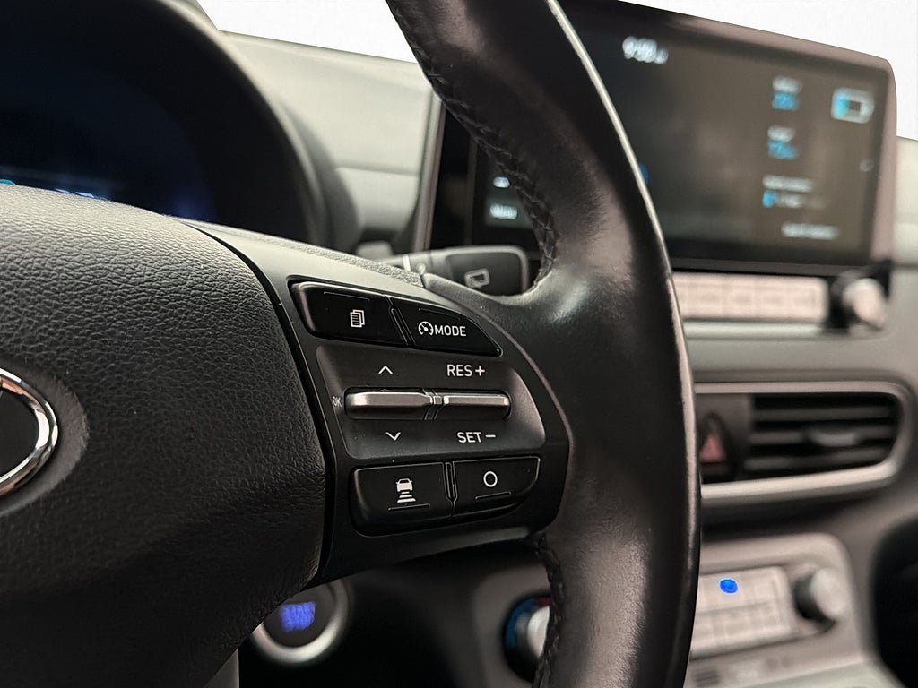 Vehicle Image 29