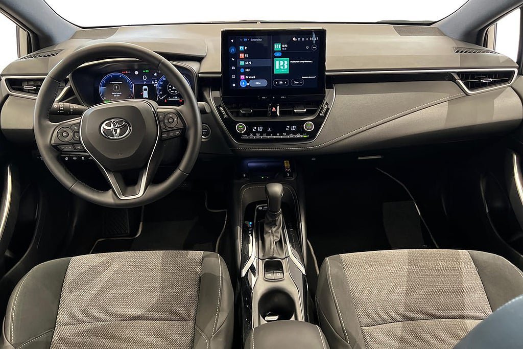 Vehicle Image 10