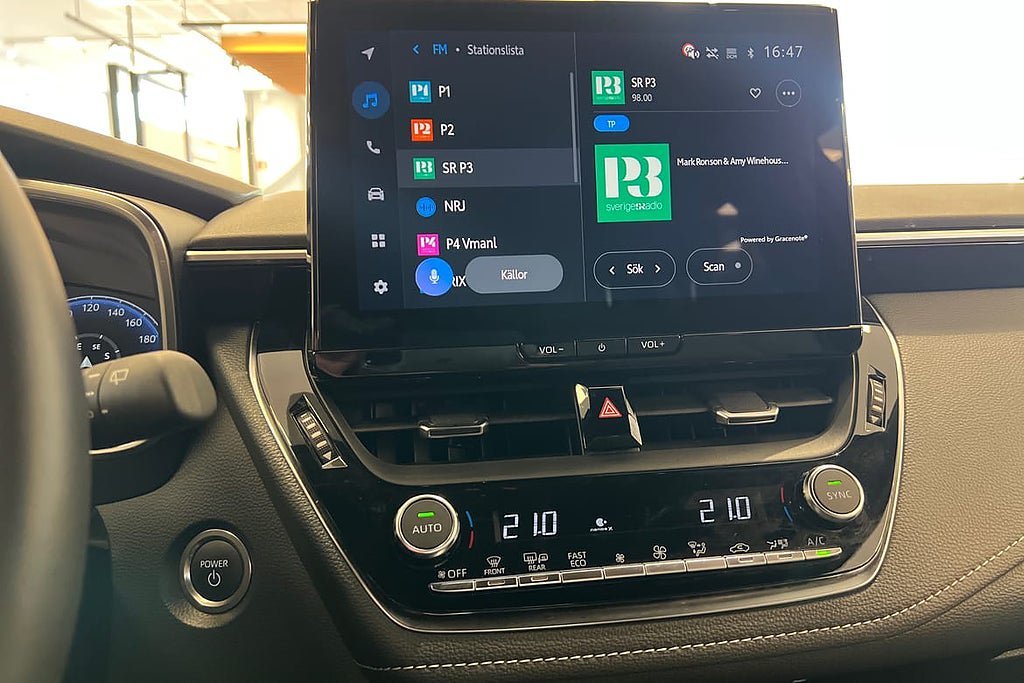 Vehicle Image 15