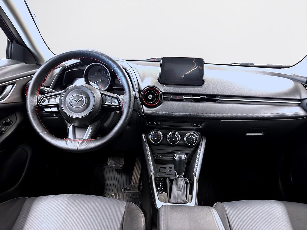 Vehicle Image 10