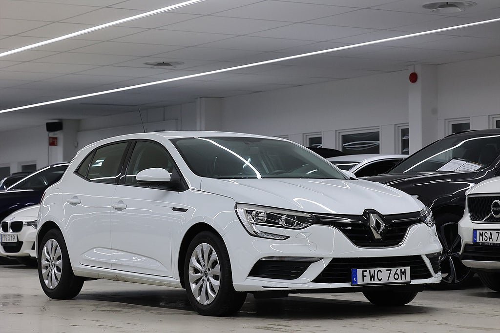 Vehicle Image 7