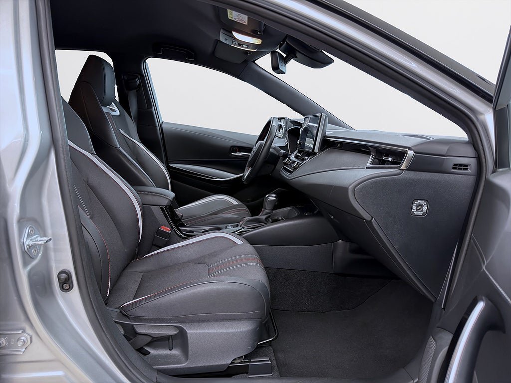 Vehicle Image 15