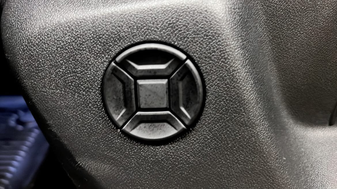 Vehicle Image 17