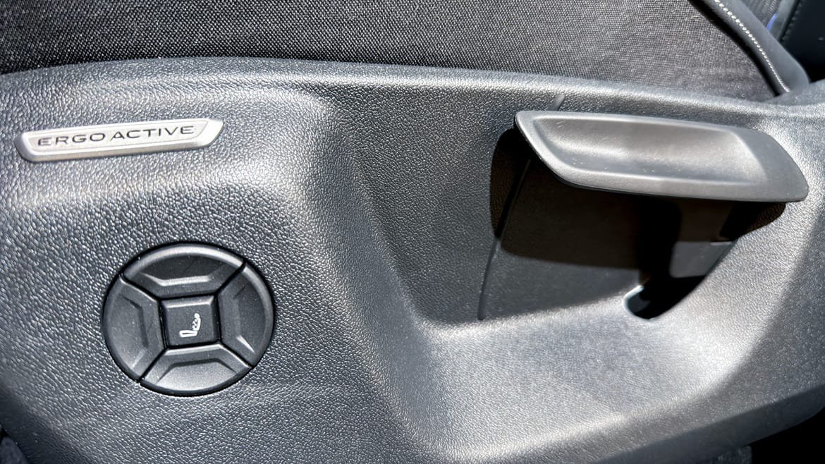 Vehicle Image 18