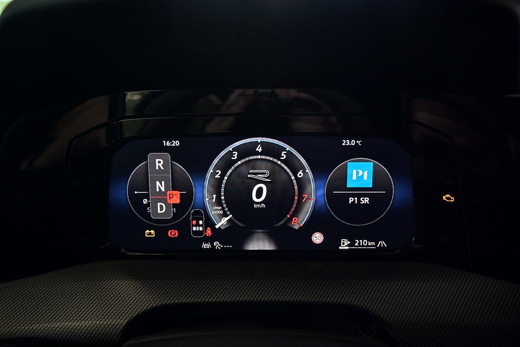 Vehicle Image 16