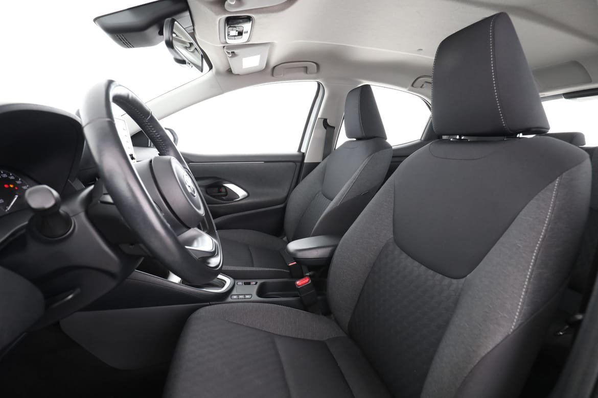 Vehicle Image 11