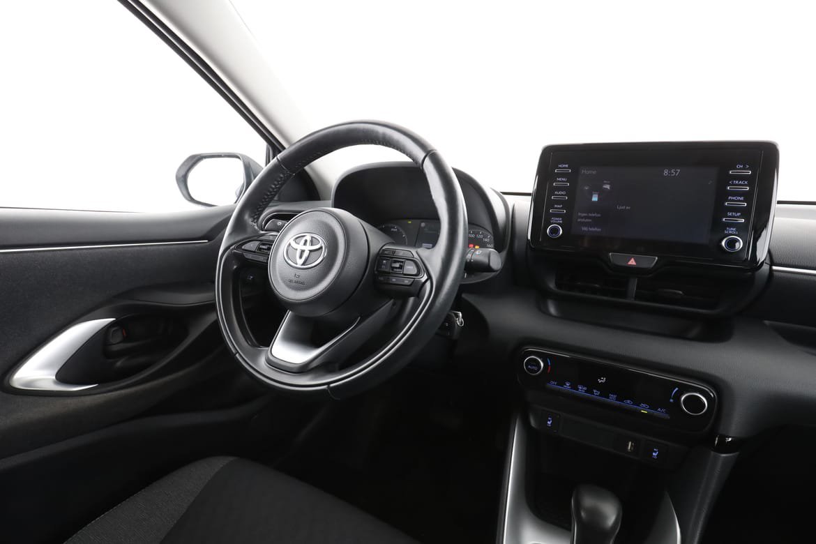 Vehicle Image 14