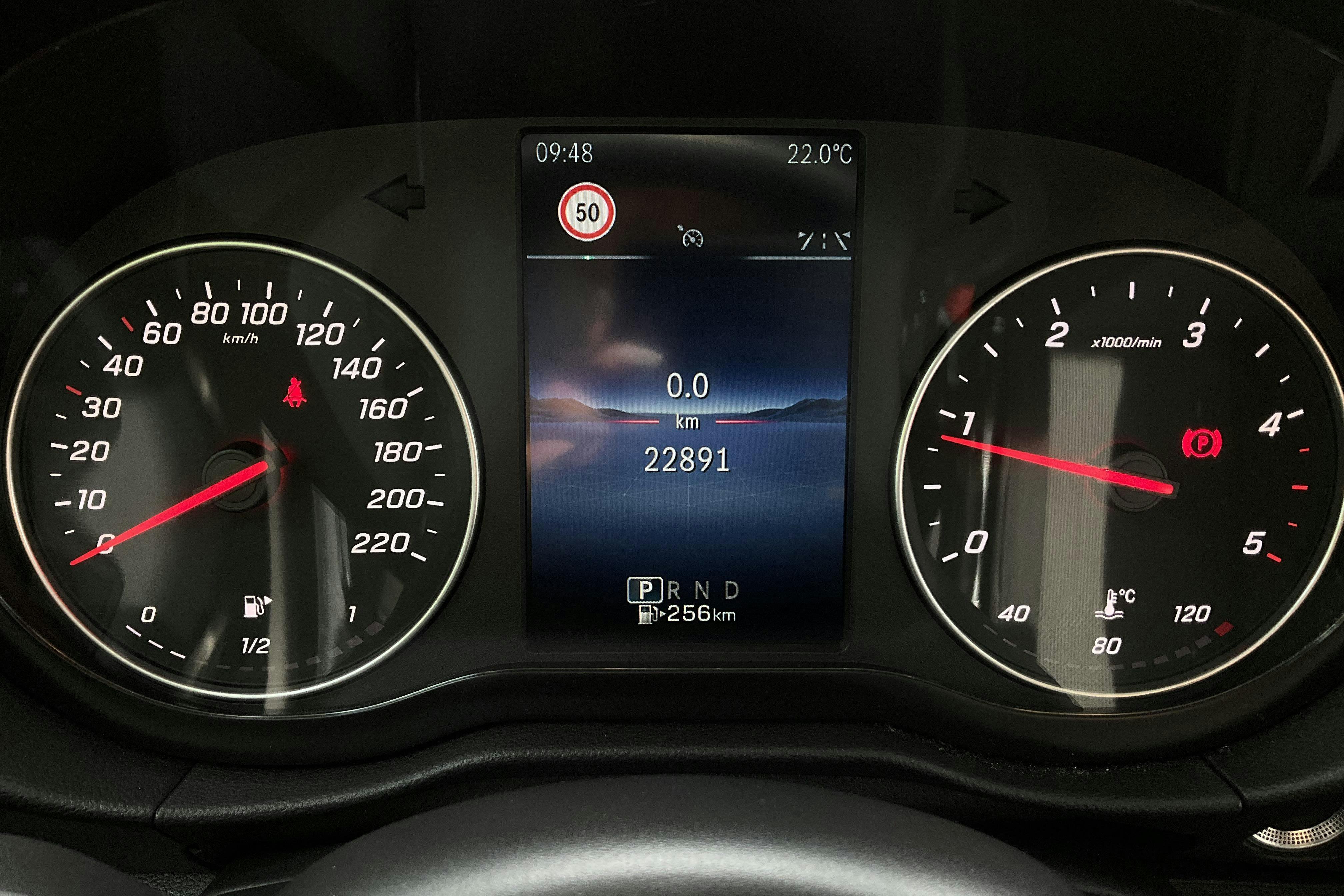 Vehicle Image 10